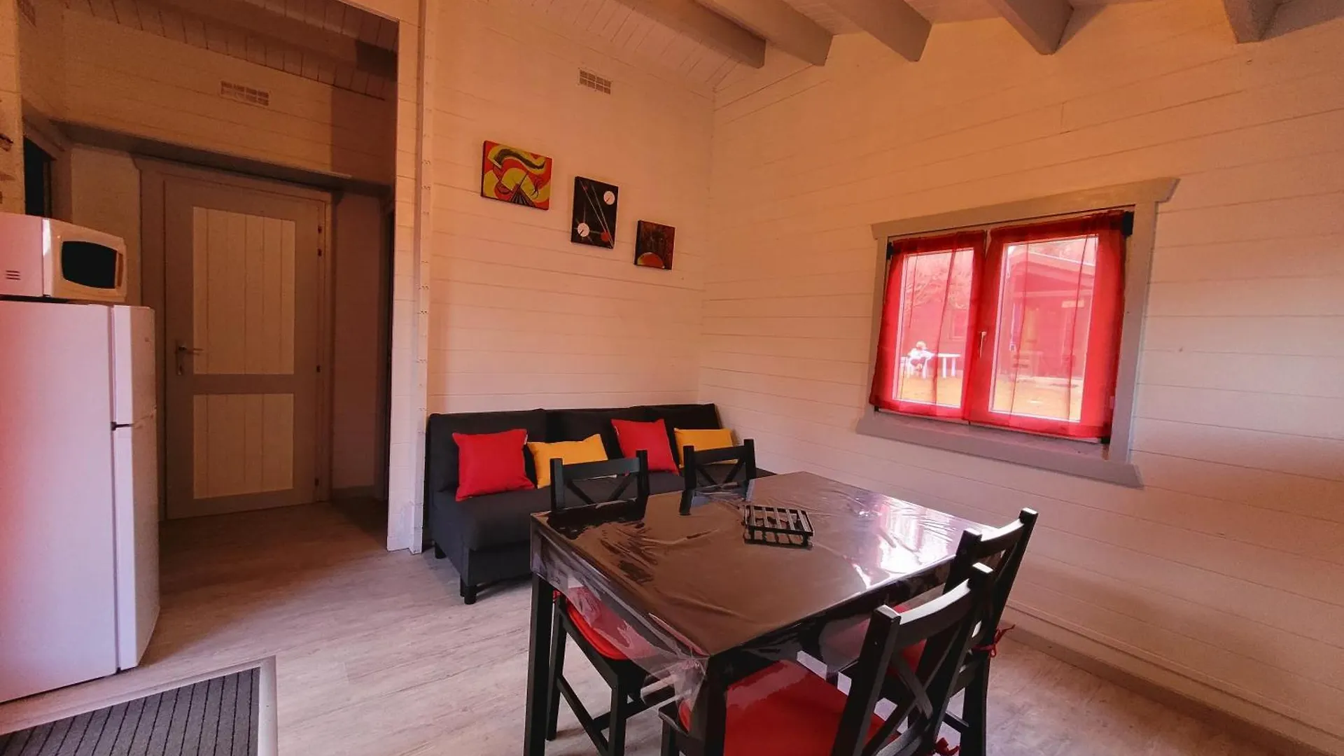 Les Chalets De Montorgueil Saurat 0*,  France